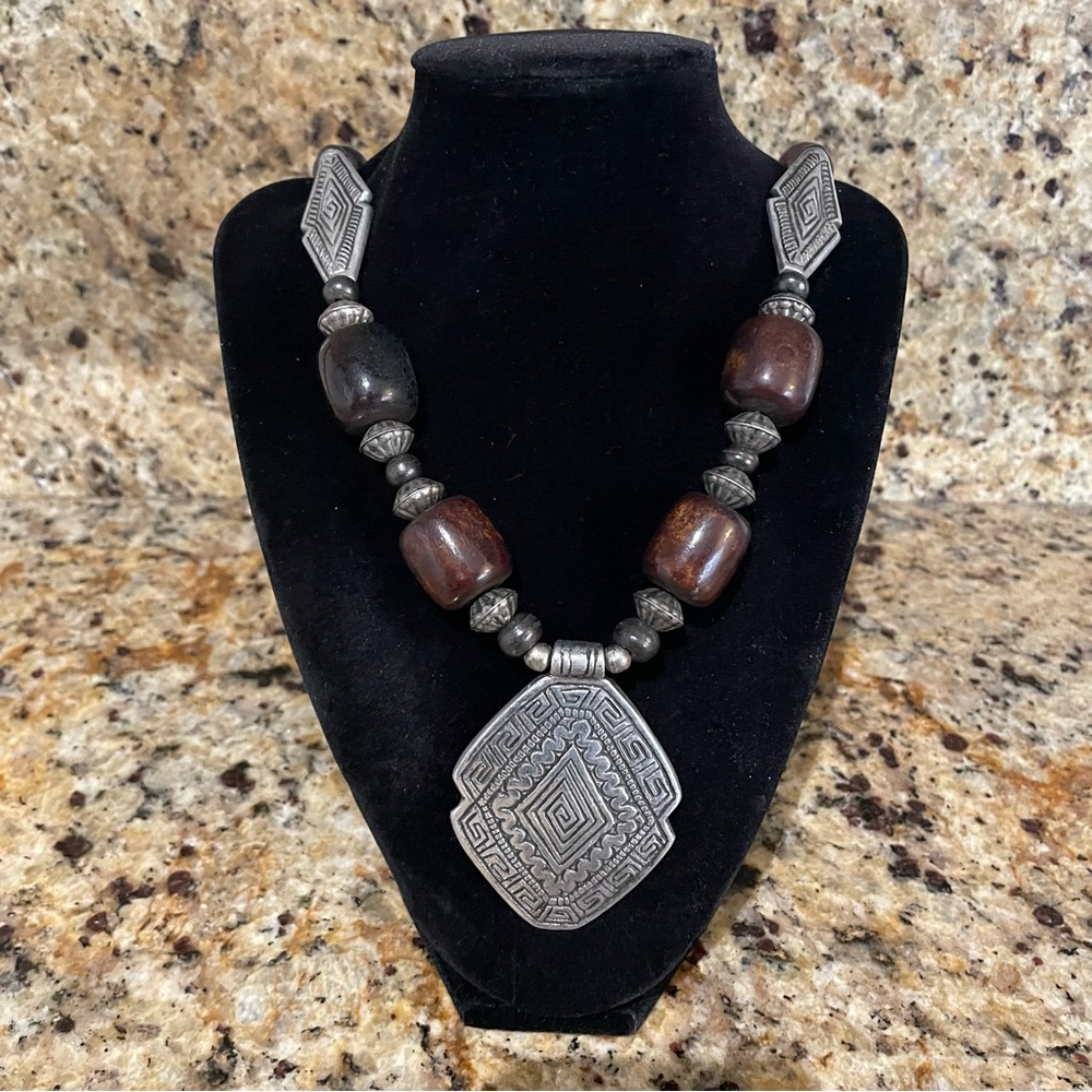 Tribal/ethnic chunky earth tone beaded necklace